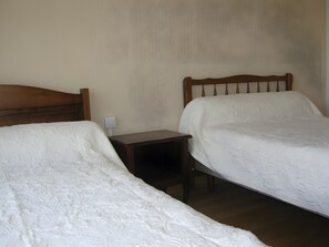 2 bedrooms