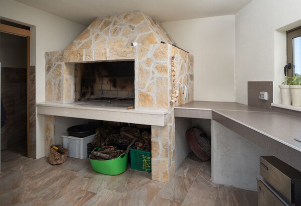 Fridge, microwave, oven, dishwasher - Villa Olive Grove ZadarVillas (Smokovic)