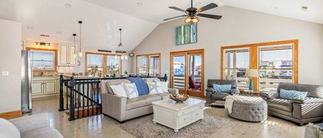 Televisión, oficina