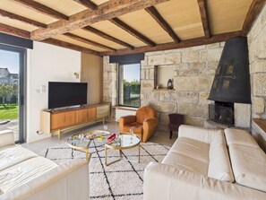 TV, table football, ping pong, books