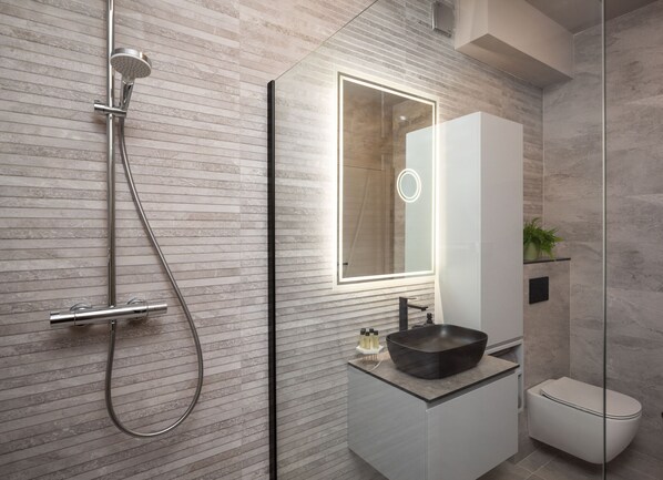Douche, serviettes fournies