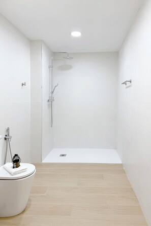 Studio (A) | Bathroom - Imprenta Sorolla by Concept (València)