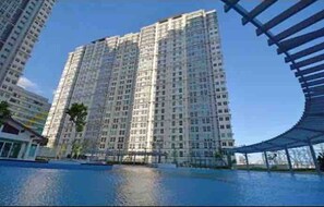 House, 1 Bedroom, City View | Pool | Outdoor pool