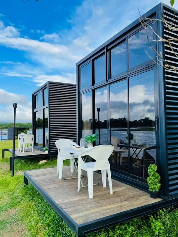 Design Cabin, 1 Queen Bed with Sofa bed, Lake View, Lakeside | Terrace/patio