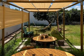 屋外ダイニングエリア