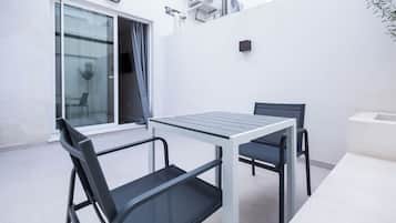 Standard Studio | Terrace/patio