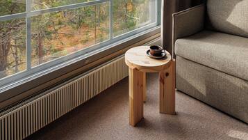 Skrivbord, arbetsyta för laptop, gratis wi-fi och rullstolsanpassning