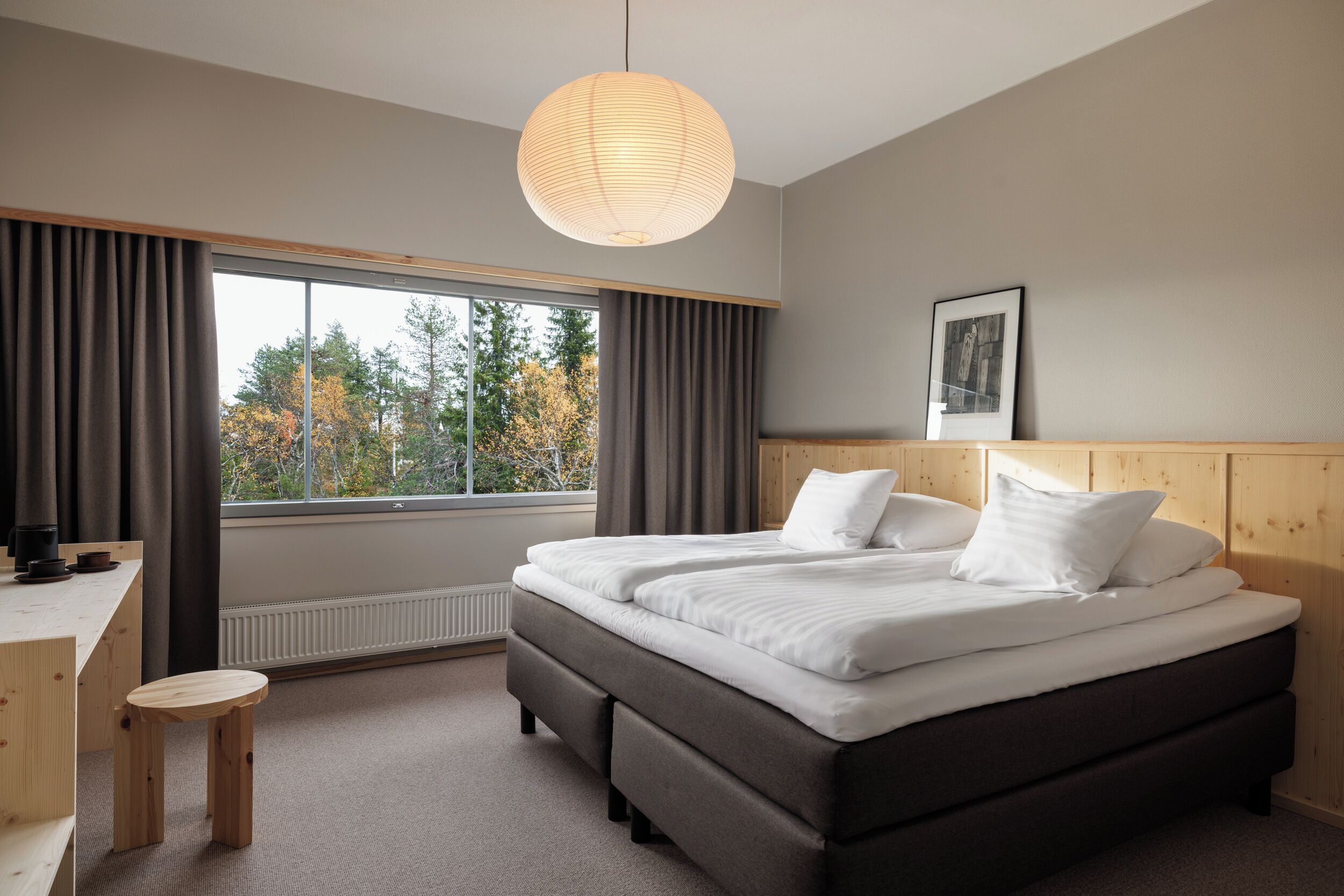 Desk, laptop workspace, free WiFi, wheelchair access