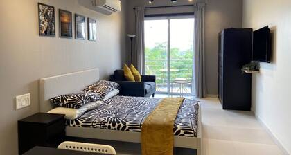 Cozy Love nest in the Hills