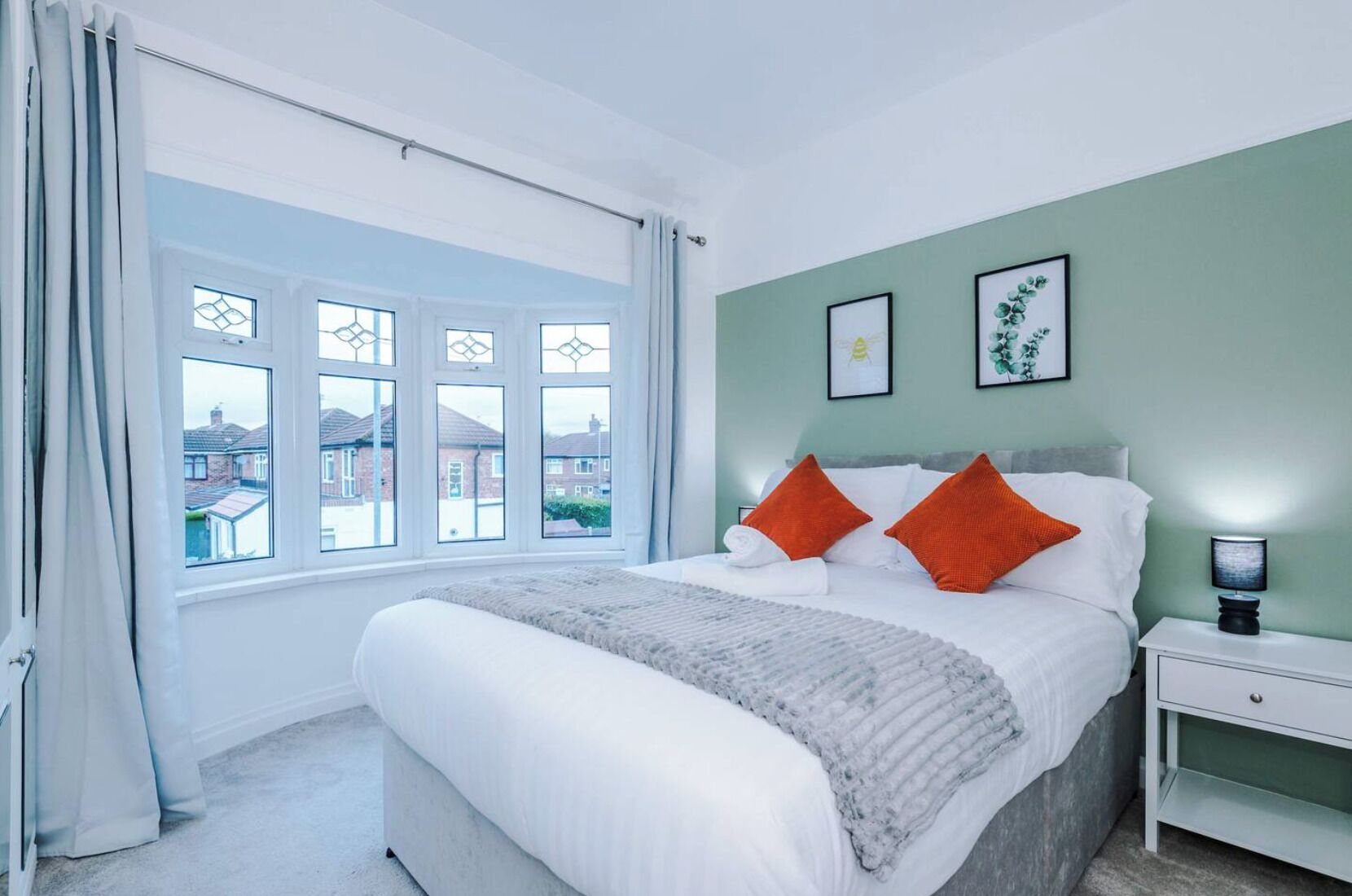 House | Iron/ironing board, free WiFi