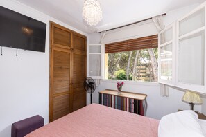 3 Schlafzimmer, Bügeleisen/Bügelbrett, kostenloses WLAN, Bettwäsche