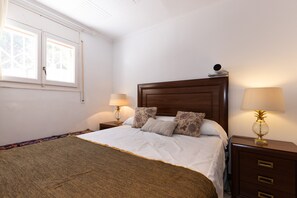 3 Schlafzimmer, Bügeleisen/Bügelbrett, kostenloses WLAN, Bettwäsche