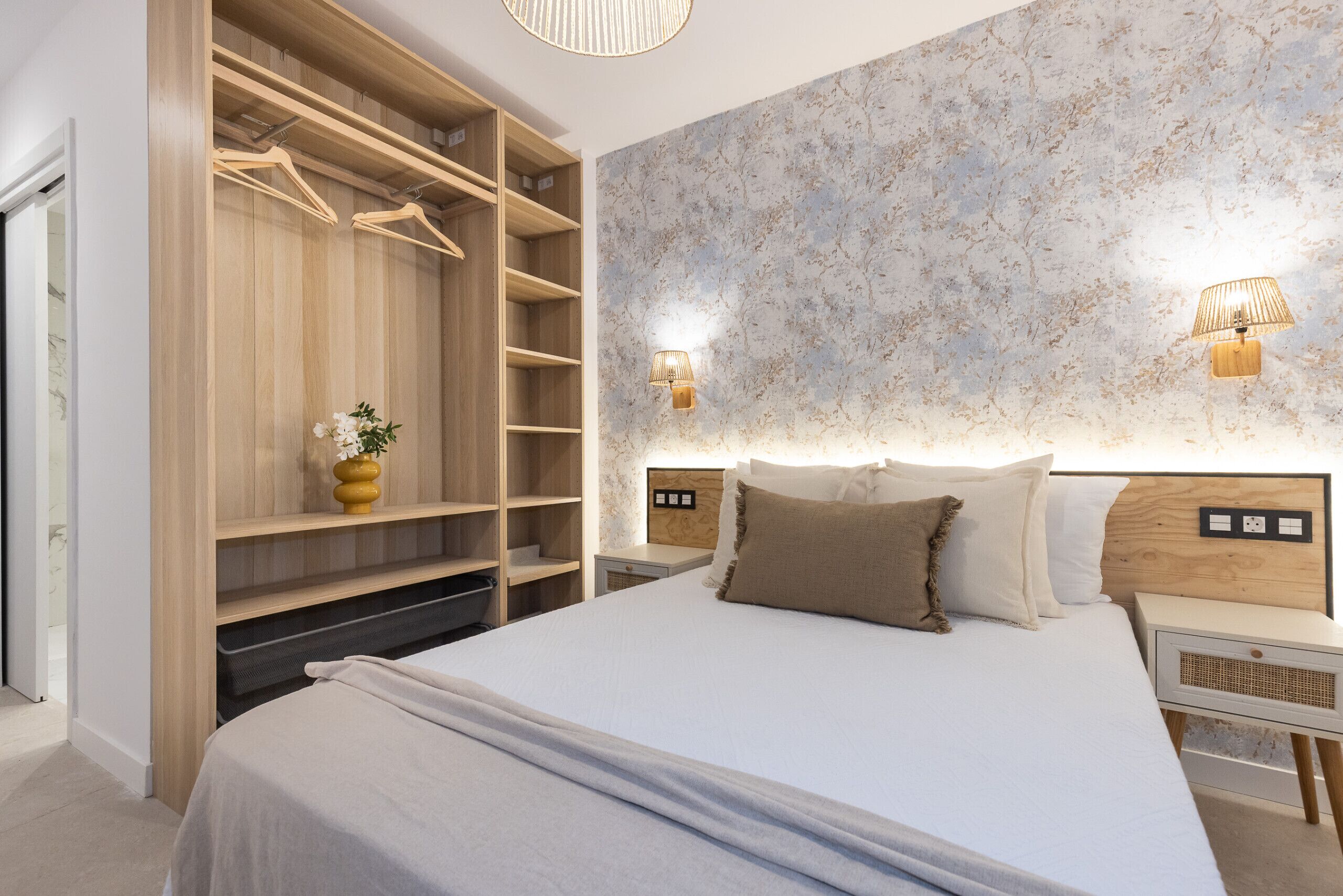 8 sovrum, strykjärn/strykbräda, gratis wi-fi och sängkläder