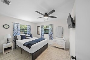 3 bedrooms, iron/ironing board, WiFi, bed sheets