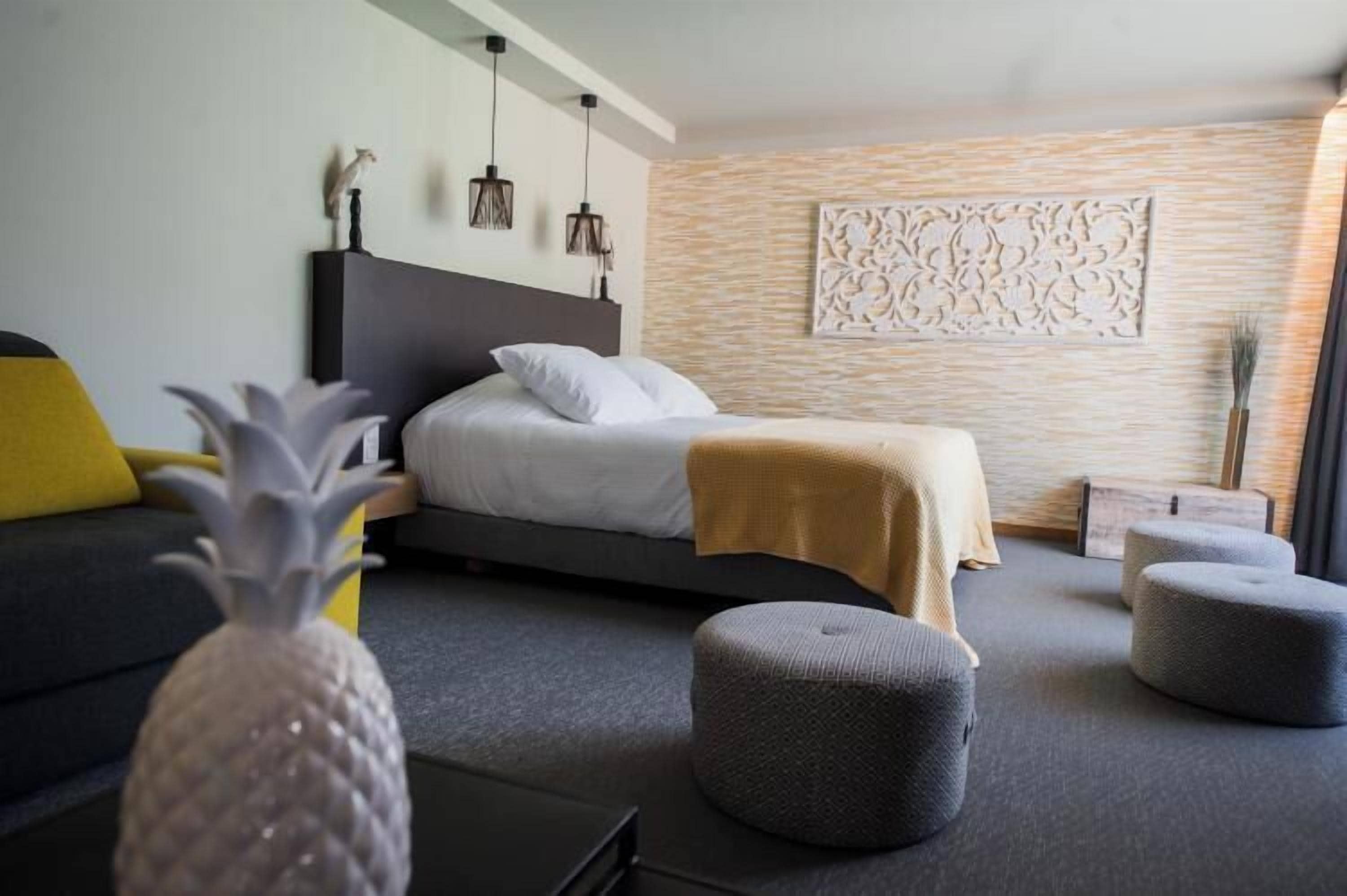 Suíte standard, vista para o lago | Roupas de cama premium, cofres nos quartos, escrivaninha