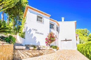 Villa (3 Bedrooms) | Interior