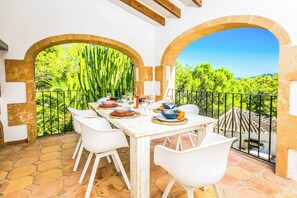 Villa (3 Bedrooms) | Aussenbereich