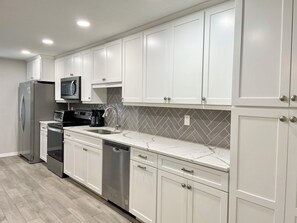 Microwave, oven, stovetop, dishwasher