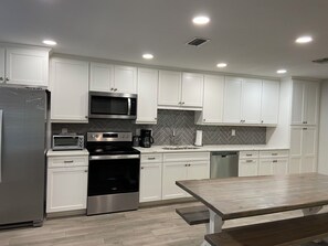 Microwave, oven, stovetop, dishwasher
