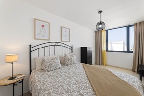 3 Schlafzimmer, Zimmersafe, Bügeleisen/Bügelbrett, kostenloses WLAN