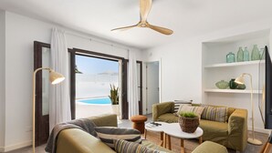 Unclassified image, 4 of 33, button - Casa Keiley by EscapeHome (Puerto del Carmen)