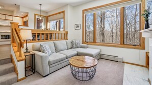 TV, fireplace, table football, ping pong - One-bedroom condo with pool, hot tub, weekend winter, shuttle, and EV charger (Killington)