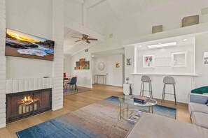 TV, DVD player, offices