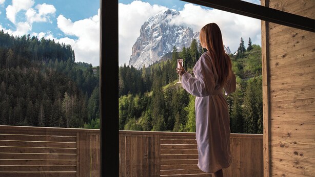 Unclassified image, 1 of 44, button - La Tambra - Hotel Lodge (Santa Cristina Val Gardena)