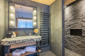Suite Signature Sauna e Idromassaggio | Salle de bain