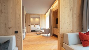 Unclassified image, 5 of 44, button - La Tambra - Hotel Lodge (Santa Cristina Val Gardena)