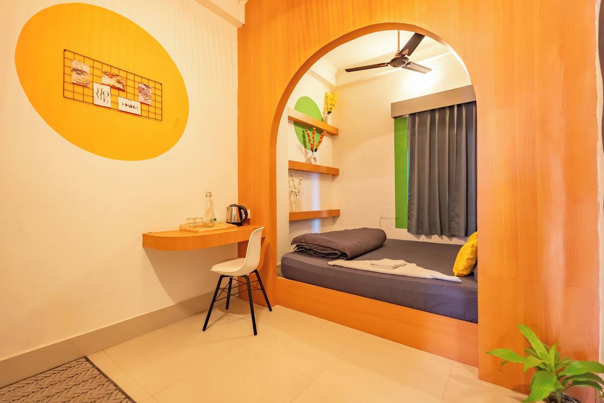 Japanese Style Pod Room | Wifi gratis y ropa de cama