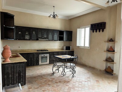 Riad Zerrouk: Pure Moroccan Soul