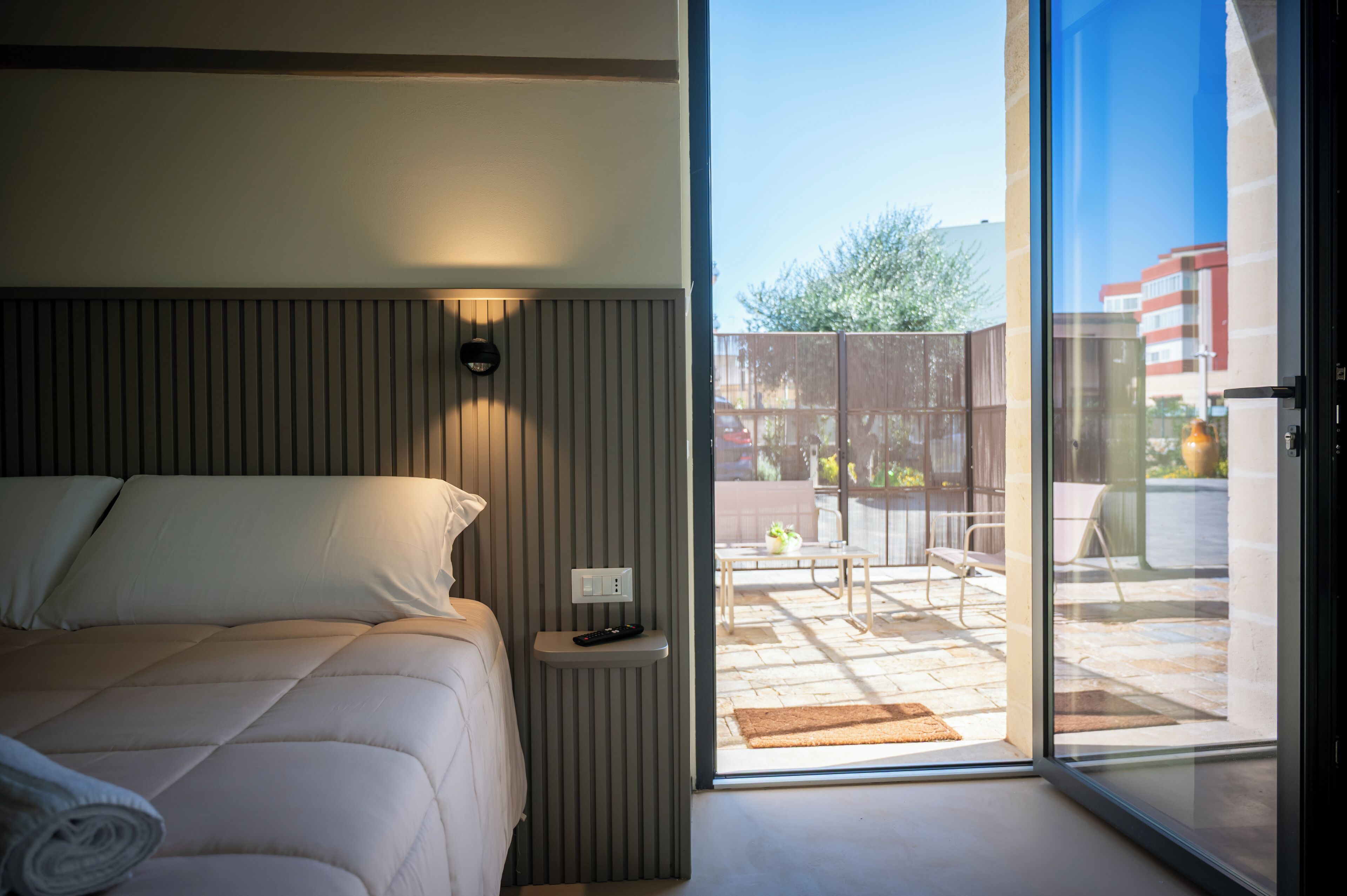 Camera Deluxe, 1 camera da letto, non fumatori, vista giardino | Minibar, una cassaforte in camera, con stile personalizzato