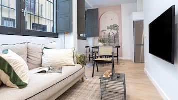 Apartment (2 Bedrooms) | Living area