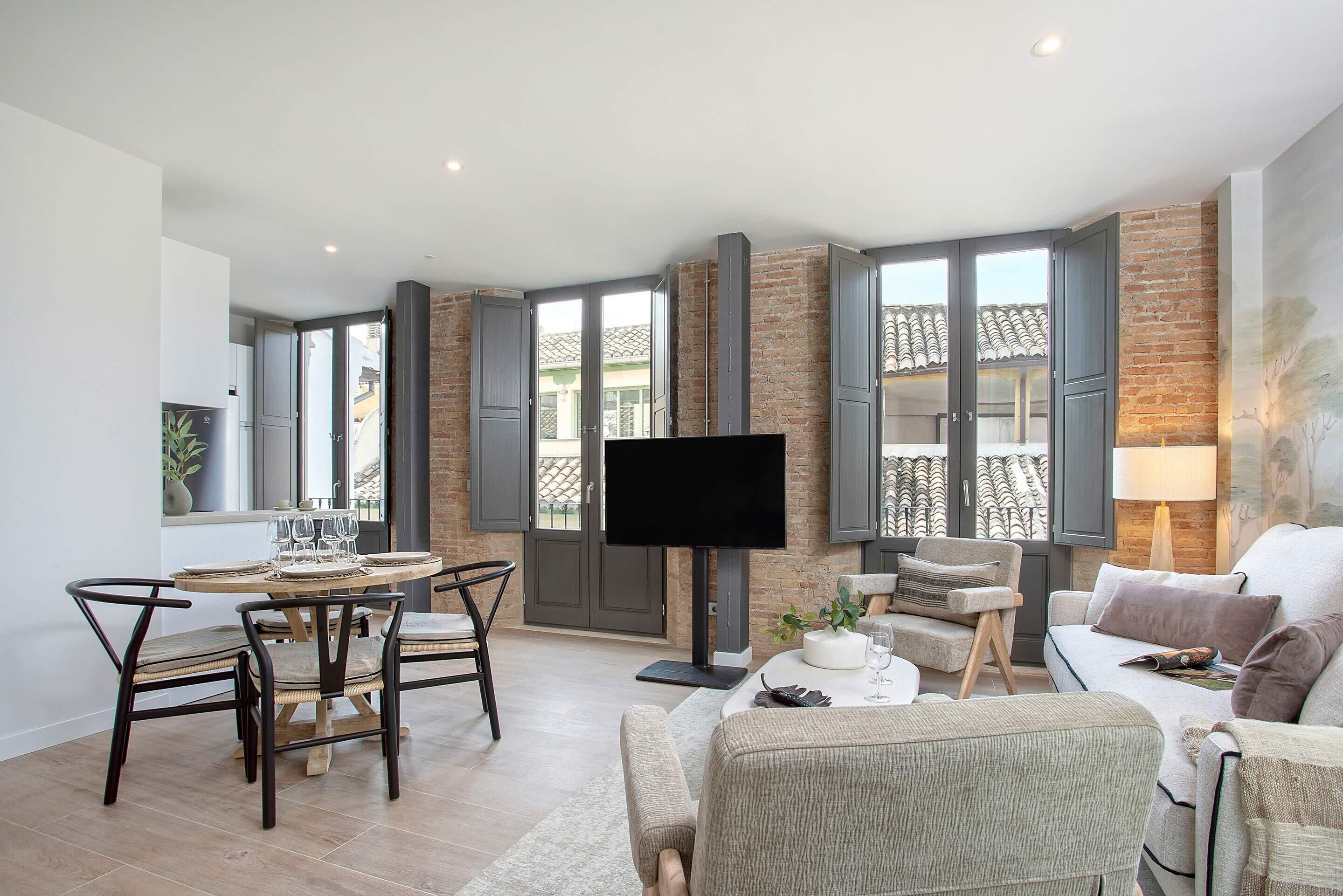 Apartment (2 Bedrooms) | Living area