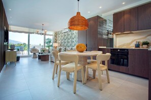 Interior - Amazing 3BD apt and Pool. Señorío de Aloha (Marbella)