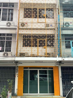 บริเวณภายนอก