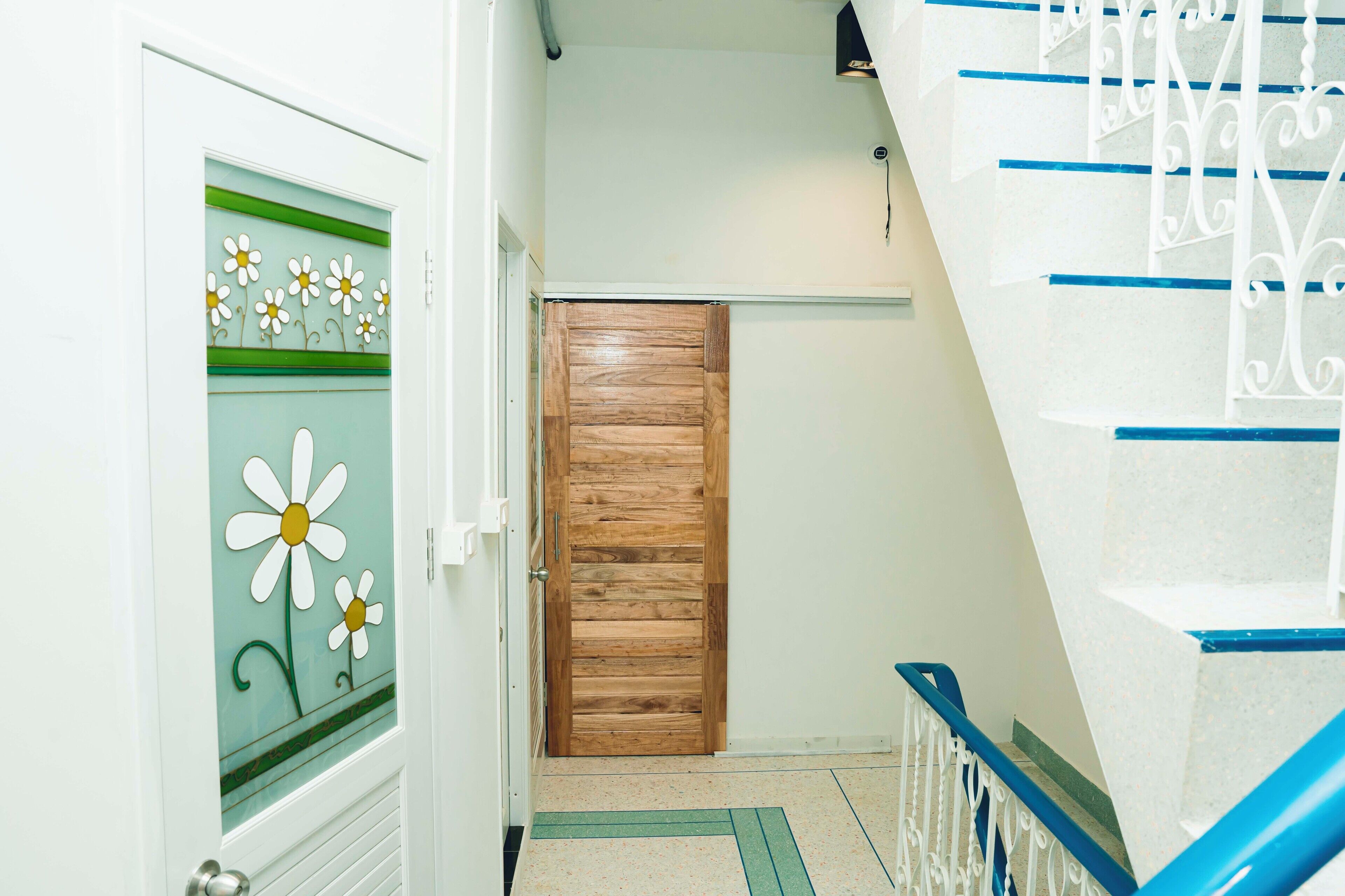 Deluxe Shared Dormitory, City View | Free WiFi