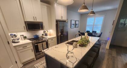 SheNANAgans – Family-Friendly Home in Eden Isle near Greers Ferry Lake