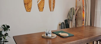 Charming Coastal Rental – Surf, Seafood & Serenity