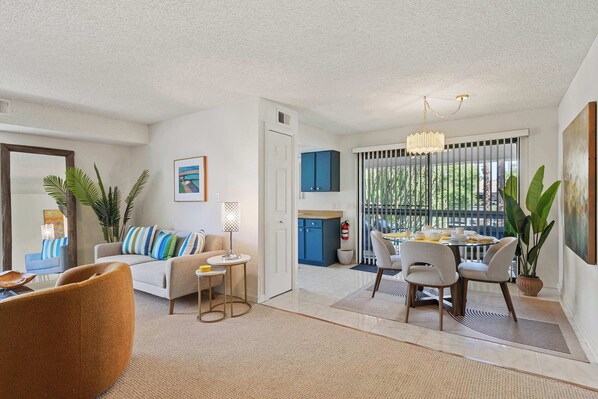 Interior - Sunset Palmar – Perfect Vacay or Work Stay! (Palm Springs)