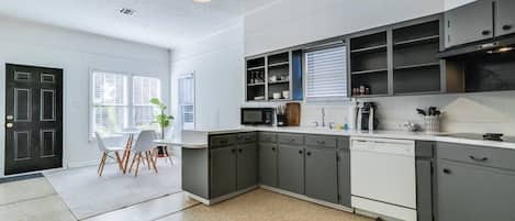 House | 3 bedrooms, Internet