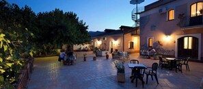 Comfort Double or Twin Room, Garden View | Terrace/patio