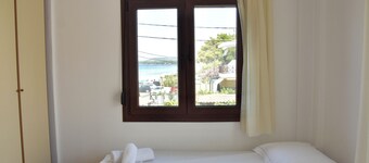 니키티의 해변가 블리스, 넓은 2층 빌라, 멋진 바다 전망