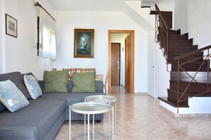 Maison, 2 chambres, balcon, vue océan | Salle de séjour
