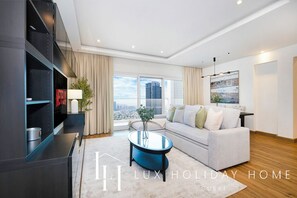 Apartment, Balcony, City View | Living area