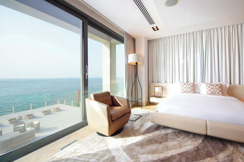 Luxury Overwater Paradise - Nurai Island