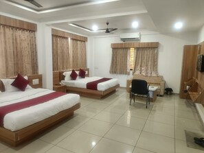Family Room | Desk, free WiFi - Hotel Royal Palace in (Nadiad)