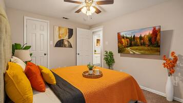 4 bedrooms, desk, iron/ironing board, free WiFi