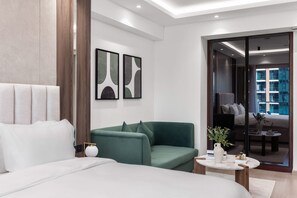 1 bedroom, Internet - Luxury Studio - Beach Sea Views in Dubai Marina (Dubai)
